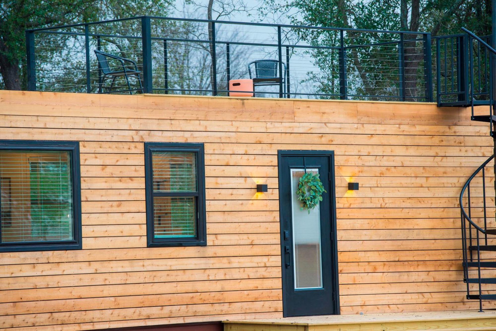 Container Home With Rooftop Views And Pickleball-Pecan Grove Bellmead Exteriör bild